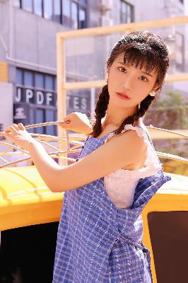 黑色蕾丝透视露胸旗袍连衣裙